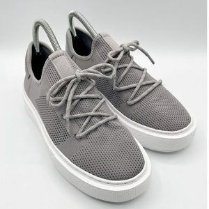 J/slides Demetria Women's knit sneakers size 8.5M